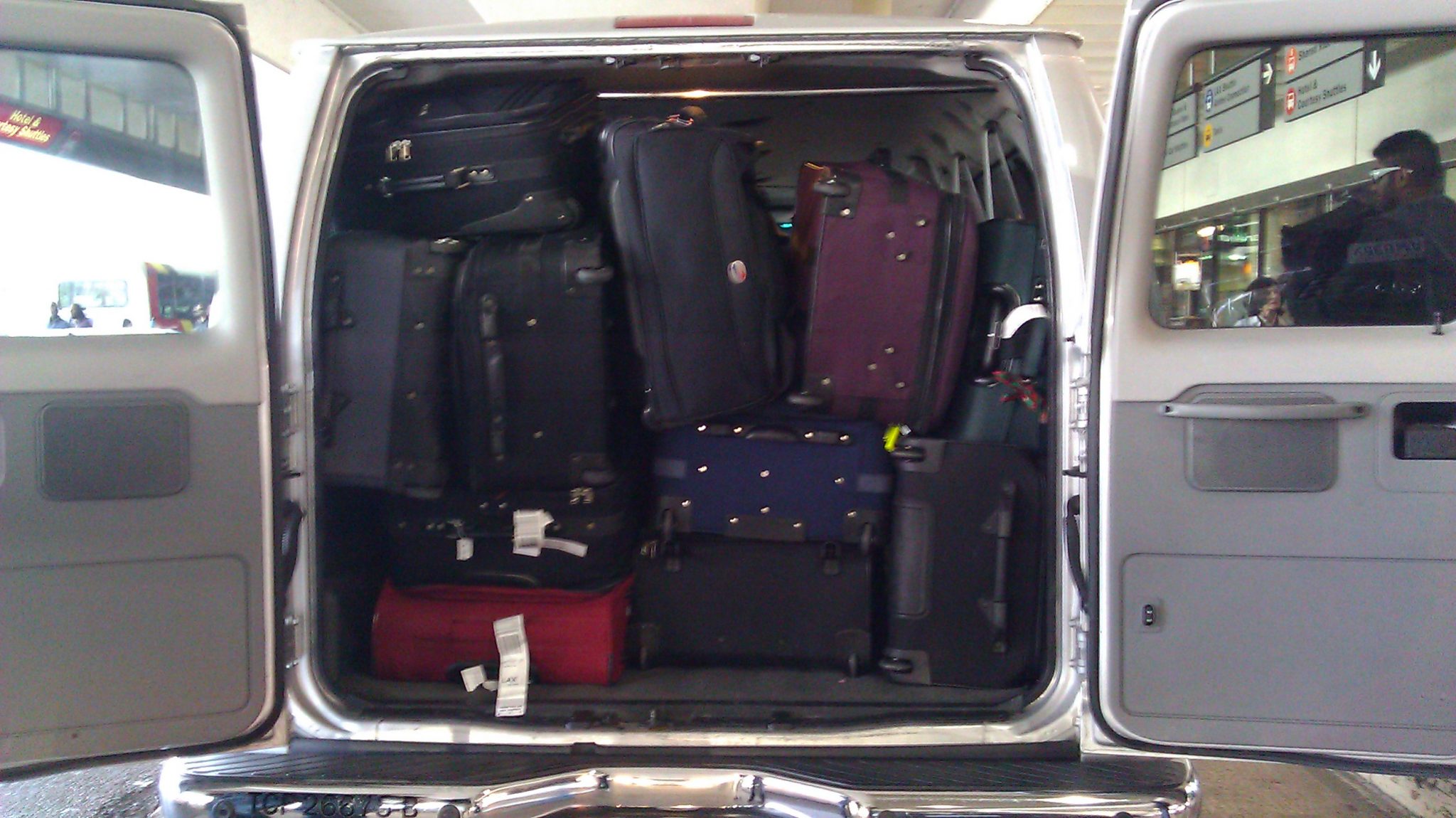 cruise port luggages